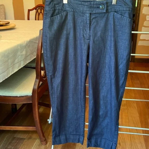 ANN TAYLOR Capris Straight Leg Dress Pants - Picture 2 of 8